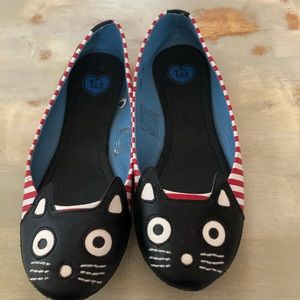 Cute cat flats